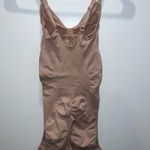 SKIMS  Mid-Thigh Bodysuit Seamless Sculpt Clay Photo 3