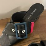 Donald Pliner Donald Pilner Black Cross Strap Shoes with Block Heel Photo 3