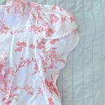 E & M Floral button front top Photo 4