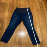Old Navy  maternity skinny full panel pull on jeans size 18 . Photo 5