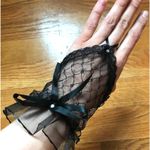 Gothic Victorian Lolita EGL Vampire Black Lace Ruffle & Bow Gloves Photo 2