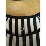 Lululemon Women's Size Measured Water Sun Runner Long Sleeve Striped Top‎ Preppy Photo 2