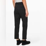 Lululemon On the Fly 7/8 Pant size 6 Photo 1