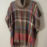 Multiples Muliples Plaid Poncho size medium‎ Photo 0