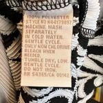 TanJay‎ Top White Size M Photo 6