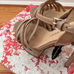 Chinese Laundry EUC  Teaser Strappy Platform Heels size 7 Photo 6