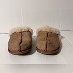 UGG  scuffette sn5661 slippers women size 9 Photo 2