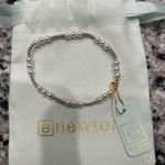 ENewton 2  Bracelets  Photo 1