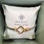 Atterri | Two Photo 12