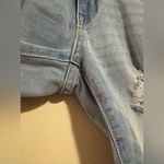 Aeropostale EUC  Denim Blue High Rise Ripped Light Wash Jeans size 2 short Photo 4