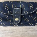 Dooney & Bourke Dooney Bourke Signature DB Logo Wristlet Clutch Black Beige Canvas Leather Y2K Photo 2