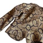 Debbie Shuchat Button Photo 8