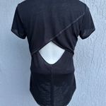 Te Verde Cutout Back Top Black M EUC Black Size M Photo 1