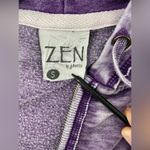 J. America Zen purple zip up hoodie with Kangaroo pocket,random‎ info on back, sz s Photo 2