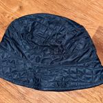 London Fog New  Bucket Hat Photo 0