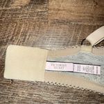 Victoria's Secret Victoria’s Secret Dream Angel Champagne Lace Bra Size 38DDD/38F Photo 3