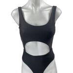 1Z45 Women's Black Cutout Waist Sleeveless One Piece Swimwear Swimsuit Size S Photo 0