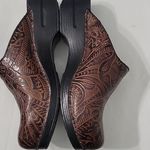 Dansko  Clogs Brown  Leather  Size :42 Photo 3