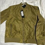 Jack & jones Evian nylon jacket women’s size L nwt olive color bomber? Green Size L Photo 0