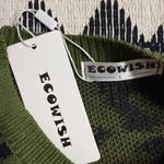 Ecowish Elegant Green and Black Patterned Women's Sweater Photo 3
