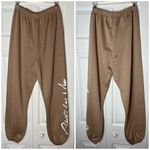 Boohoo  Tan Stone C’est La Vie Slogan Joggers Stretch Sweatpants Sz 12 Large Photo 2