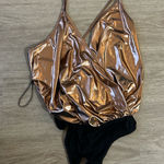 Gold bodysuit Photo 0