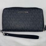 Michael Kors wallet Photo 0