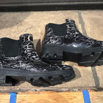 Seven7  Women's Black and White Patterned Rain Boots Photo 2