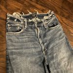 Abercrombie & Fitch High Rise Jeans Frayed Hem Distressed Denim Blue Size 2 Photo 2