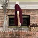 Old Navy  linen-blend maroon boyfriend tee / S/M / Excellent condition Photo 6