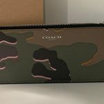 Coach Wallet Photo 0