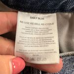 NWT Daily Blue Women's Hype Cropped Jeans Medium Wash Blue Distressed Size 25 Photo 4