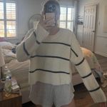 moon&madison Moon And Madison Sweater Photo 0