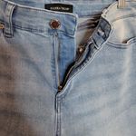 Ivanka Trump  light wash jeans sz. 10 Photo 5