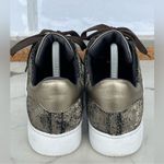 To Boot New York Womens Alexis Multi
Fashion Sneaker 7 Green Photo 2