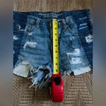 American Eagle Women's Vintage Hi-Rise Festival Destroyed Denim Shorts, Size 4 Photo 6
