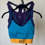 Bundle‎ Of 2  Sports Bras Nike pro size M Photo 1
