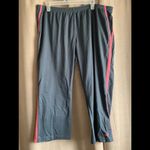 Reebok Gray and pink crop pants Photo 0