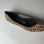 Rothy's  the point ballet flats slip on shoes in leopard print size W 8.5 Photo 2