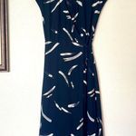 Joie  Bethwyn Printed 100% Silk Short-Sleeve Wrap Navy Blue Dress Size XS Photo 1