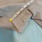 Cuffy's of Cape Cod Women’s Size: 12 Tan chino Shorts 100% Cotton. Photo 4