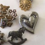Lot Of 5 Vintage Modern Brooches Pins Nice Variety Photo 4