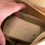 Liz Claiborne  Cream Leather Hobo Style Purse, Clean,‎ Excellent Condition Photo 12