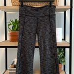 Athleta Mid-Rise Energy Power Up Space Dye Capri Crop Legging Activewear Pant, M Photo 0