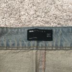 ASOS New without tag DESIGN denim lace up mini skirt, size us 8 Photo 2