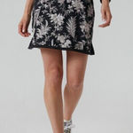 Tuckernuck  Athletic Piped Golf Skort Skirt Black Tan Ojai Vines 16 inch EUC S Photo 0