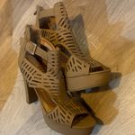 Top Moda  Brown Cutout stacked tan gladiator heels size 9 Photo 5