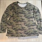 American Eagle  Outfitters Green and Black Crewneck crew sweatshirt sweater Photo 0