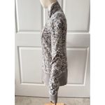 Lululemon Nice Asana Grey Beige White Camo Print Full Zip Jacket Women’s Size 6 Photo 2