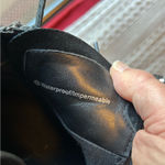 Blondo Waterproof Leather Sneakers. Size 8. Photo 8